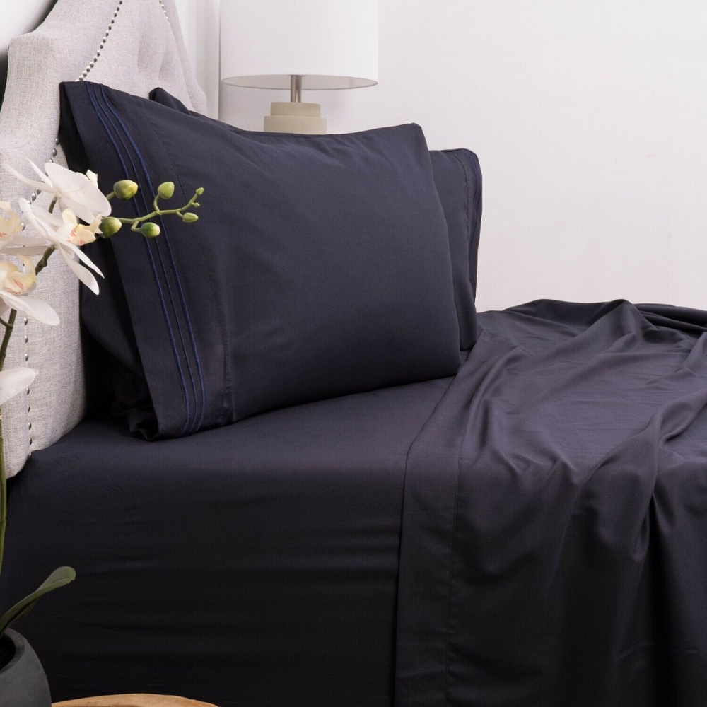 Super Soft 4 Piece Bed Sheet Set Deep Pockets Navy